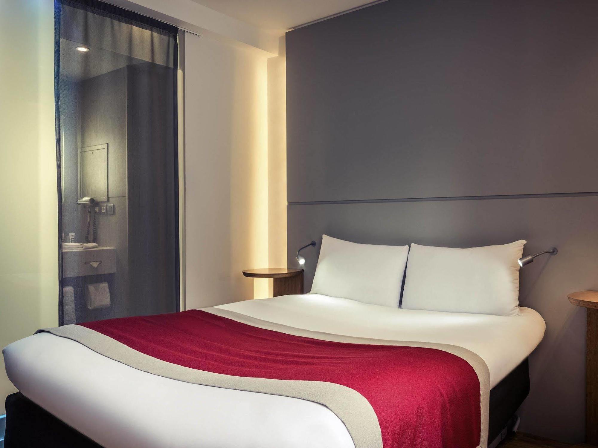 Mercure Paris Arc De Triomphe Etoile Exterior foto